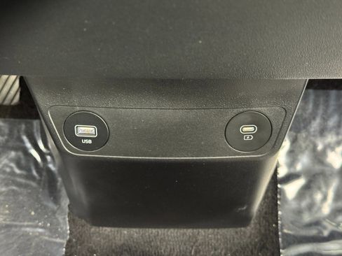 Used 2022 Kia EV6 Wind image 33