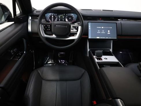 Used 2025 Land Rover Range Rover Long Wheelbase SE image 86