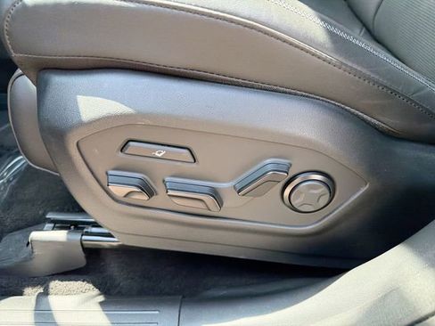 Used 2024 Hyundai Santa Fe Calligraphy AWD/4WD image 16