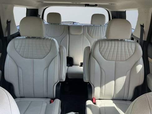 Used 2024 Hyundai Palisade Limited AWD/4WD image 14