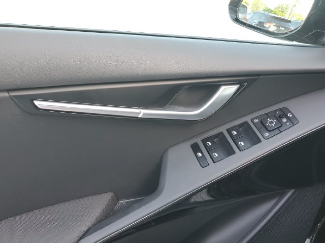 Certified 2024 Kia Niro EX Touring FWD image 18