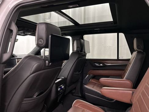 Used 2023 GMC Yukon Denali Ultimate AWD/4WD image 26