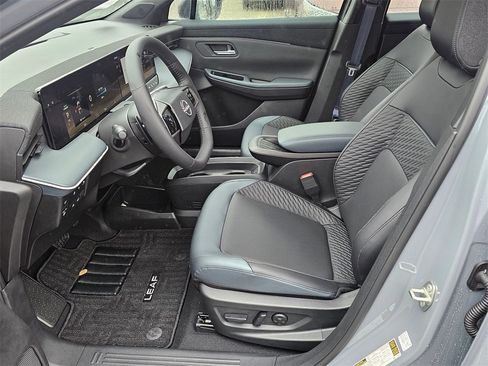 New 2026 Nissan Leaf Platinum+ image 17