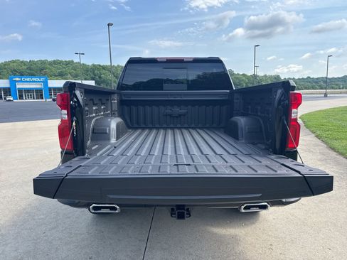 New 2026 Chevrolet Silverado 1500 LT Trail Boss w/ LT Trail Boss Premium Package AWD/4WD image 11