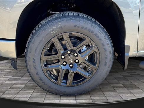 New 2026 Chevrolet Silverado 1500 Custom w/ Turbomax Blackout Package AWD/4WD image 13