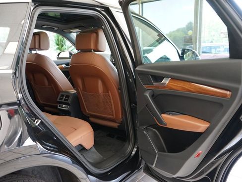 Used 2023 Audi Q5 2.0T Premium AWD/4WD image 49