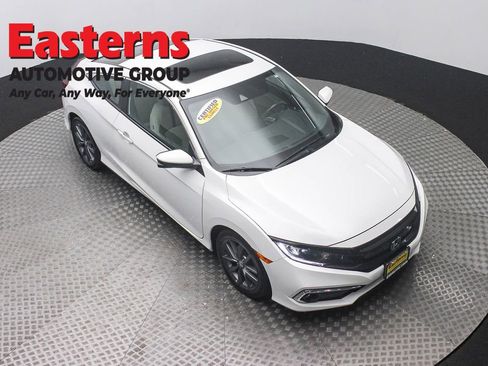 Used 2019 Honda Civic EX image 3