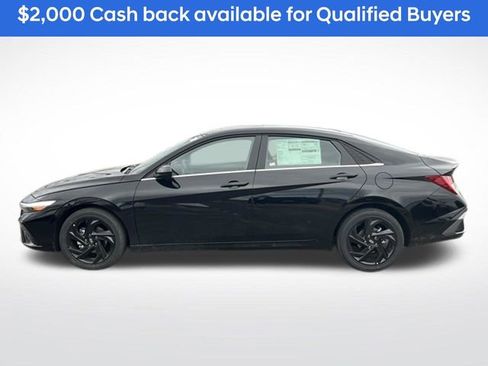 New 2026 Hyundai Elantra SEL Sport Premium FWD image 2
