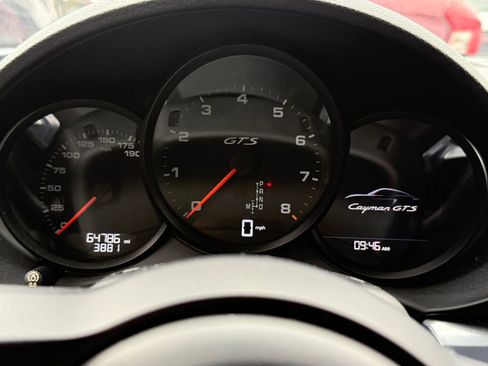 Used 2018 Porsche 718 Cayman GTS image 9