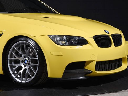 Used 2011 BMW M3 Coupe image 30
