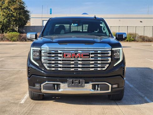Used 2022 GMC Sierra 1500 Denali image 2