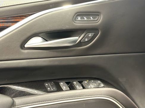 Certified 2023 Cadillac Escalade Premium Luxury w/ LPO, Floor Liner Package AWD/4WD image 17