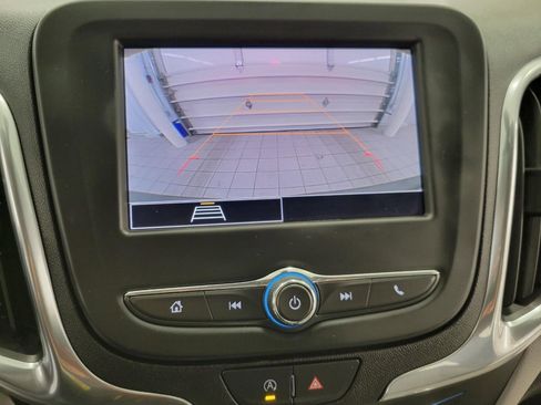 Used 2024 Chevrolet Equinox LS image 14