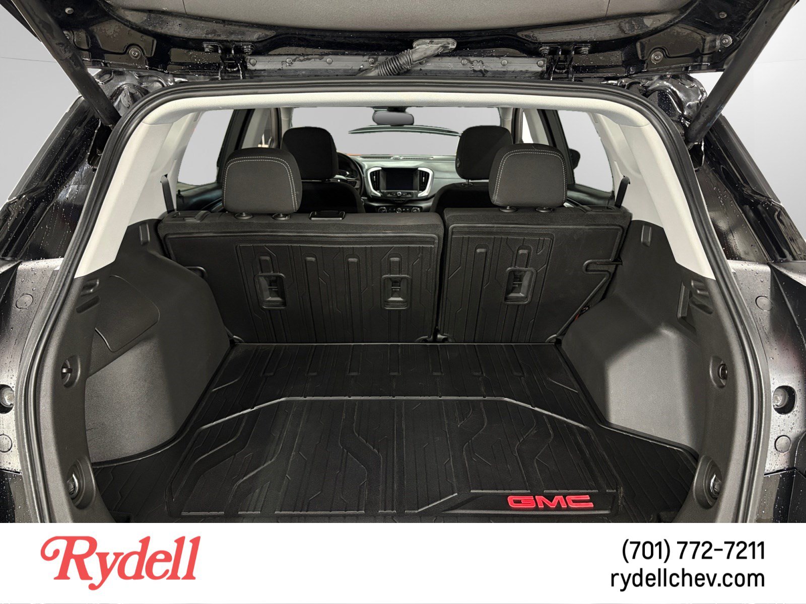 Certified 2022 GMC Terrain SLE w/ Driver Convenience Package AWD/4WD image 18