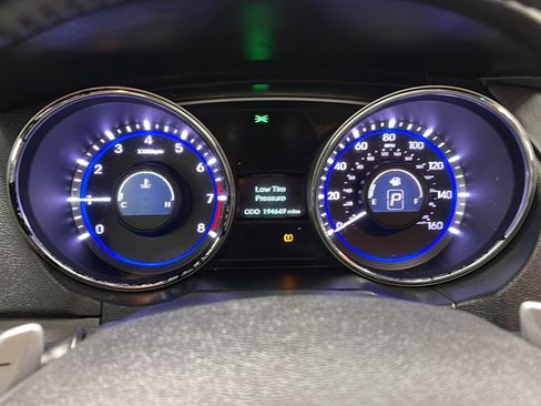 Used 2013 Hyundai Sonata SE w/ Navigation & Sunroof Pkg FWD image 5