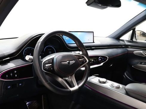 Used 2024 Genesis GV70 2.5T w/ Sport Prestige Package AWD/4WD image 16