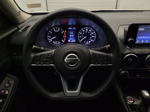 Used 2021 Nissan Sentra S FWD image 22