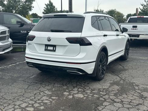 Used 2021 Volkswagen Tiguan SE R-Line FWD image 4