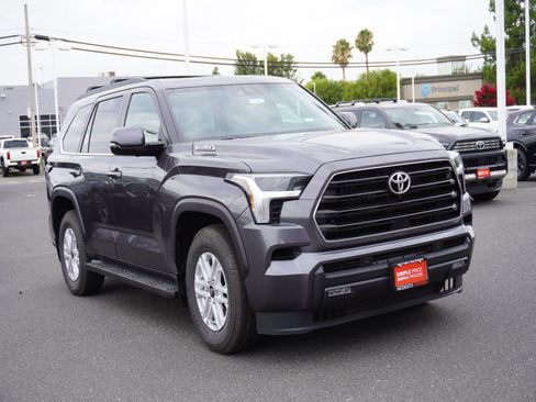 New 2026 Toyota Sequoia SR5 AWD/4WD image 31