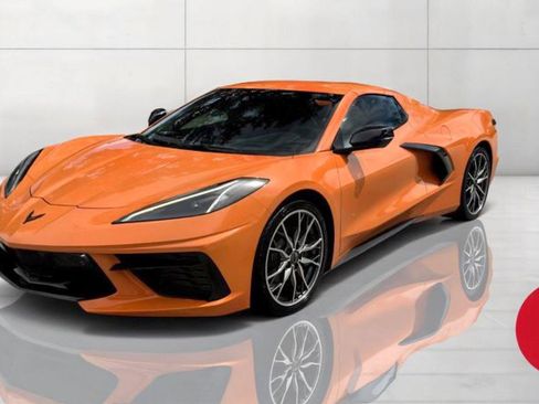 Used 2024 Chevrolet Corvette Stingray Preferred Conv w/ 2LT image 2