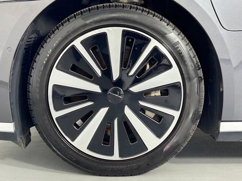 Used 2024 Lucid Air Pure RWD image 37