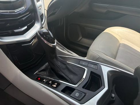 Used 2013 Cadillac SRX Luxury FWD image 22