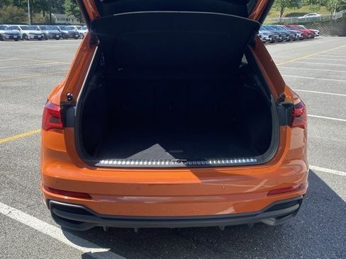 Used 2023 Audi Q3 2.0T Premium image 7