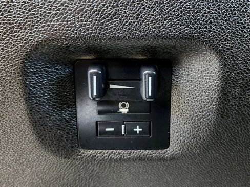 Used 2010 Chevrolet Silverado 2500 LTZ AWD/4WD image 28