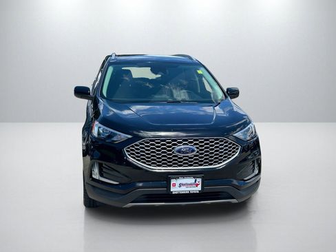 Used 2024 Ford Edge SEL w/ Convenience Package AWD/4WD image 2