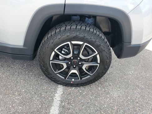 New 2026 Jeep Compass Trailhawk image 5