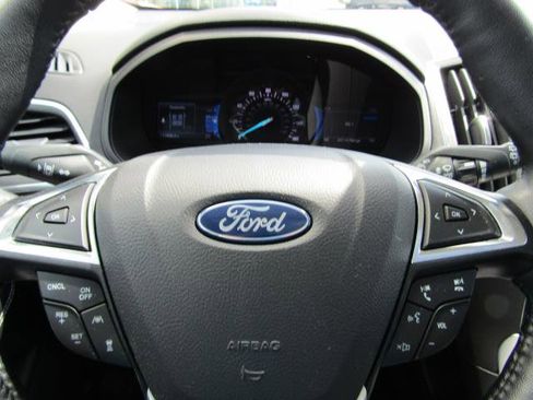 Used 2024 Ford Edge Titanium w/ Equipment Group 301A AWD/4WD image 23