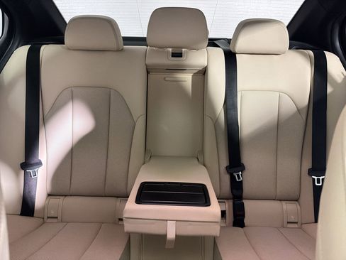 Used 2023 BMW 330i Sedan w/ Driving Assistance Package RWD image 30