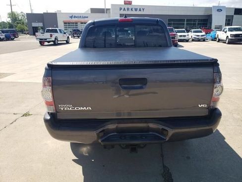 Used 2013 Toyota Tacoma 4x4 Double Cab w/ TRD Sport Pkg image 5