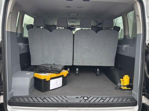 Used 2019 Ford Transit 350 XLT RWD image 24