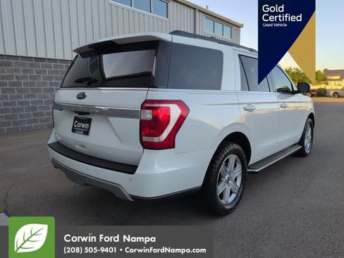 Certified 2021 Ford Expedition XLT RWD image 3