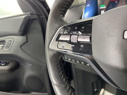 Used 2023 Nissan Ariya FWD image 22