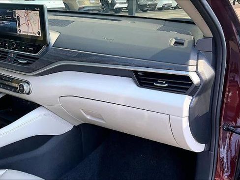 Certified 2024 Nissan Altima 2.5 SL image 19