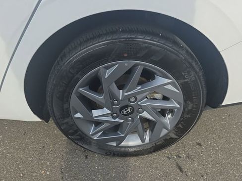 Certified 2025 Hyundai Elantra Blue image 42