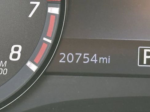 Certified 2025 Nissan Frontier PRO-4X AWD/4WD image 29