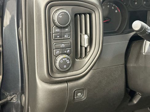 Used 2021 Chevrolet Silverado 1500 Custom w/ LPO, Dark Essentials Package AWD/4WD image 17