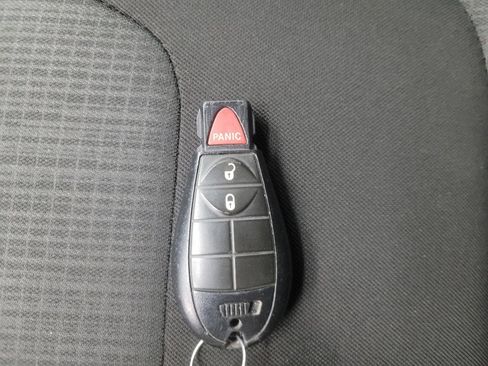 Used 2015 Jeep Cherokee Latitude image 32