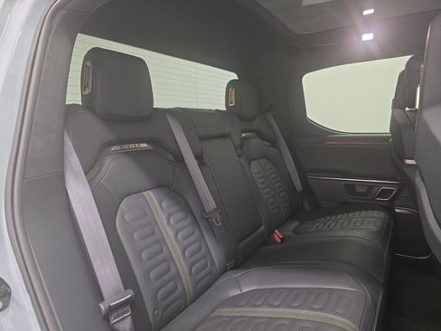 Used 2022 Rivian R1T Adventure AWD/4WD image 22