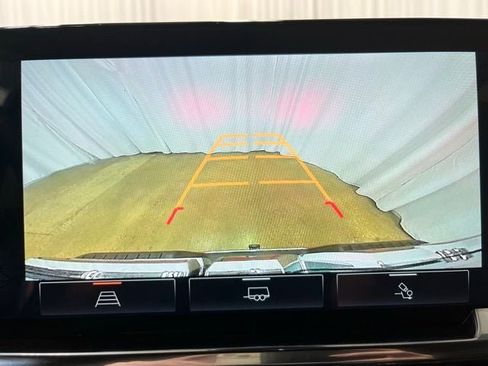 New 2025 GMC Sierra 1500 SLT w/ SLT Premium Package image 11