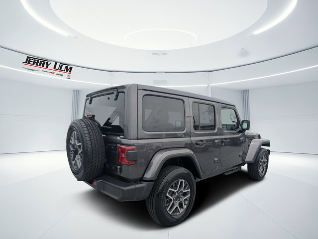 Certified 2026 Jeep Wrangler Unlimited Sahara AWD/4WD image 3