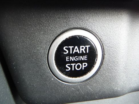 Used 2021 Nissan Rogue SL AWD/4WD image 20