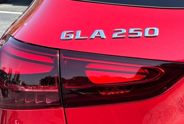 New 2026 Mercedes-Benz GLA 250 4MATIC image 11