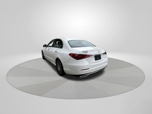 Used 2025 Mercedes-Benz C 300 4MATIC Sedan image 5