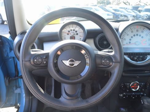 Used 2013 MINI Cooper Hardtop image 6