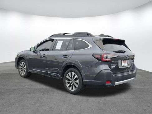 Used 2023 Subaru Outback Limited AWD/4WD image 5