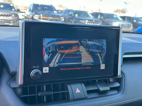 Used 2024 Toyota RAV4 XLE image 27